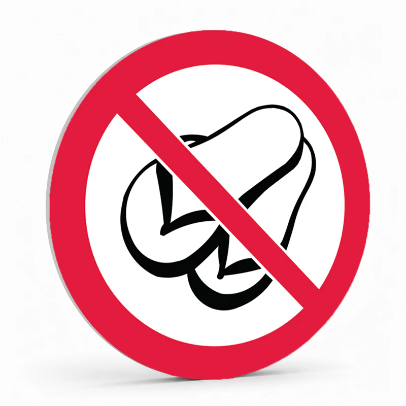 Prohibition Pictogram - No Thongs