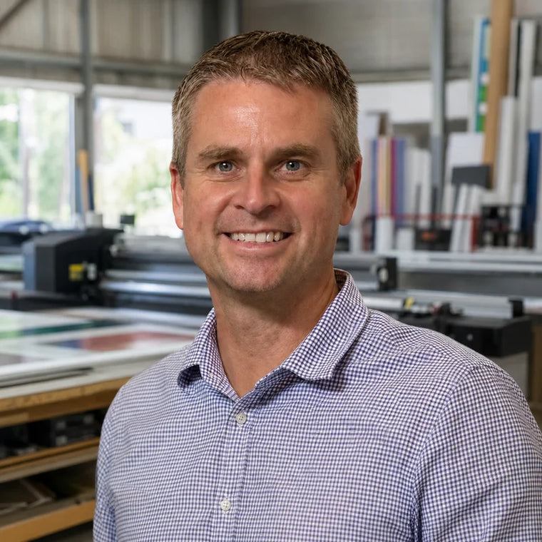 Meet Jason Hennah: Qualified Signwriter and Director of Sign Portal hero image