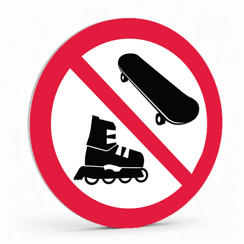 Prohibition Pictogram - No Skates Boards